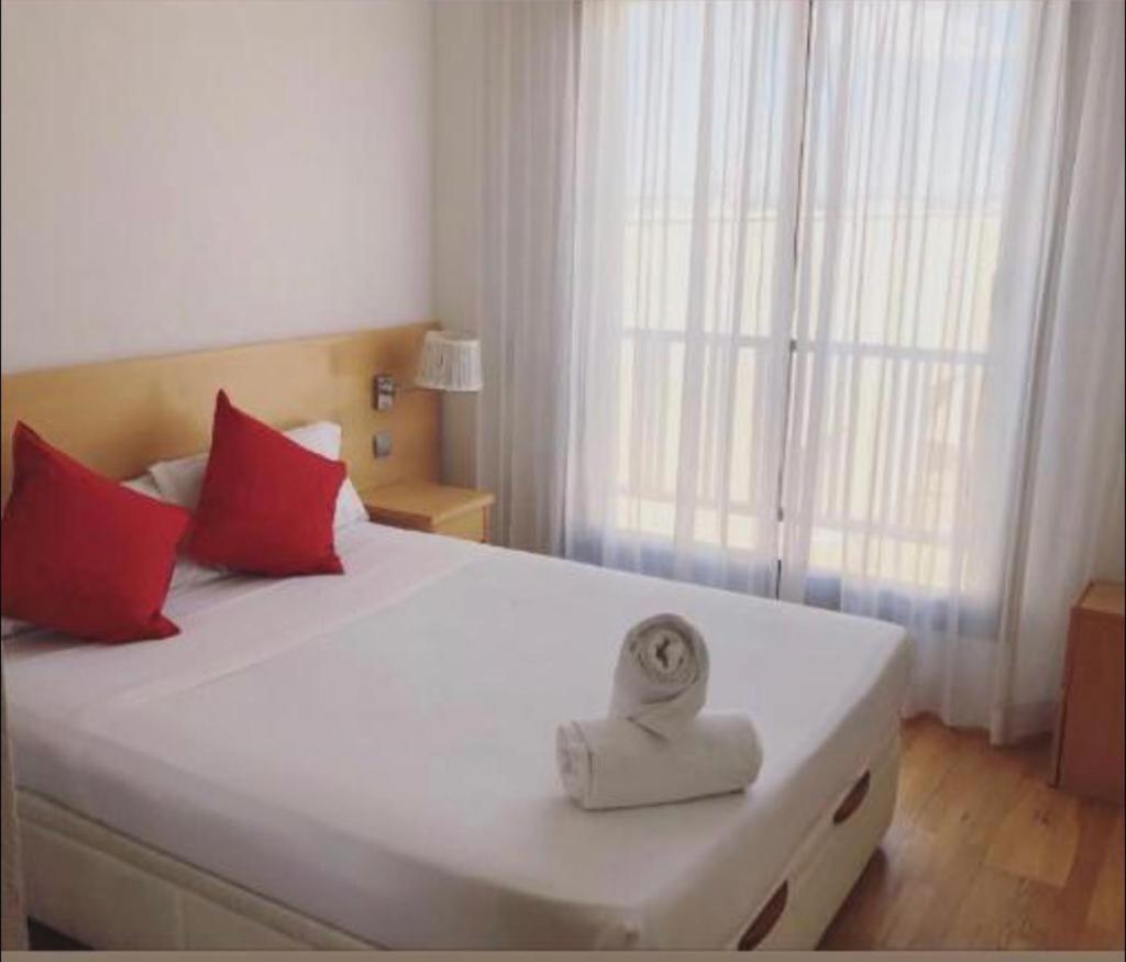 Airport Madrid suites Exterior foto